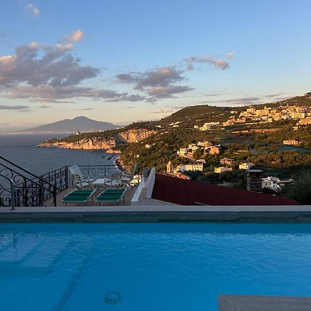 La Fenice -White House- Homeinsorrento- Massa Lubrense Zewnętrze zdjęcie